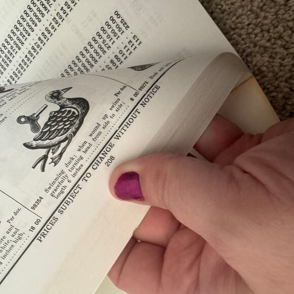 Vintage 1994 Collectors Encyclopedia Toys Banks Cast Iron Tin Wind Up Autos - Picture 8 of 8